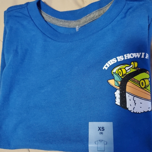 💥3 for $10💥OLD NAVY Boy Blue Tshirt. NEW - Picture 2 of 4